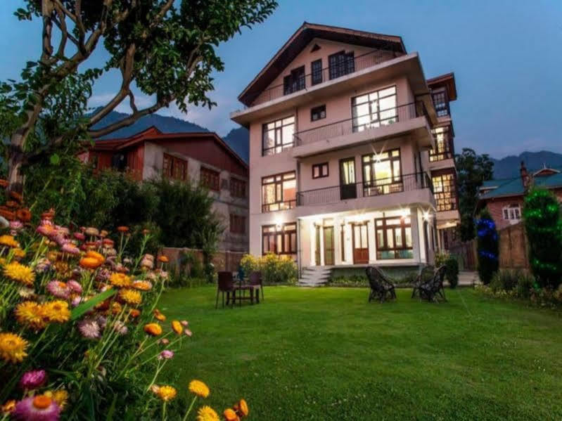 فندق Sheesha Residency Srīnagar المظهر الخارجي الصورة